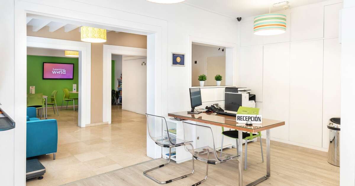 Een foto van het interieur van Aparthotel Dragos del Norte