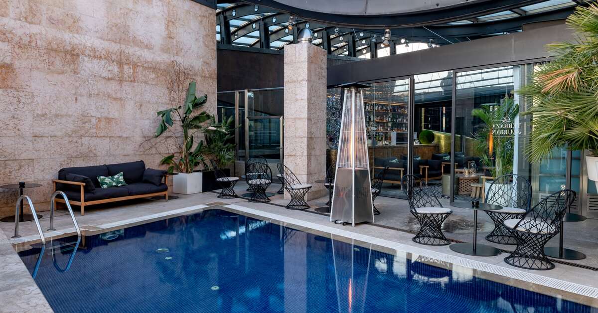 Een foto van het zwembad bij Hotel Urban