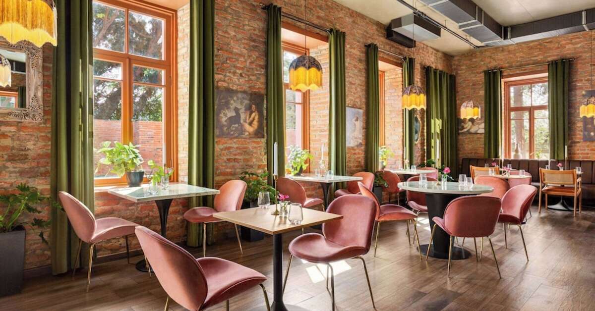 Een foto van Ramada by Wyndham Tbilisi Old City