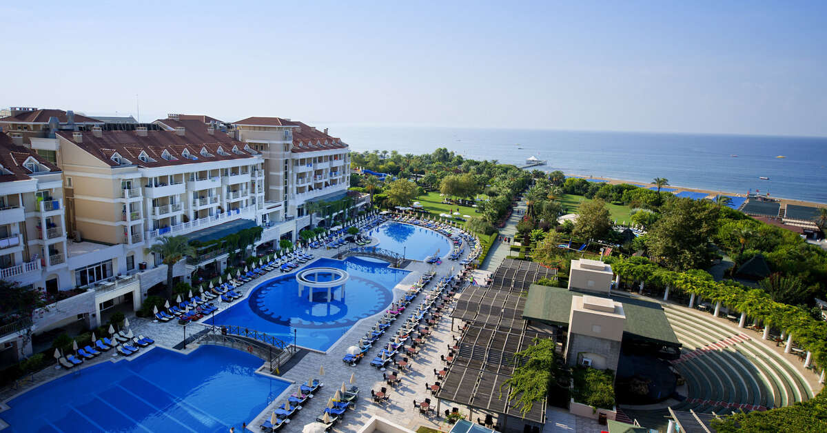 Ein Foto vom Pool im Trendy Aspendos Beach