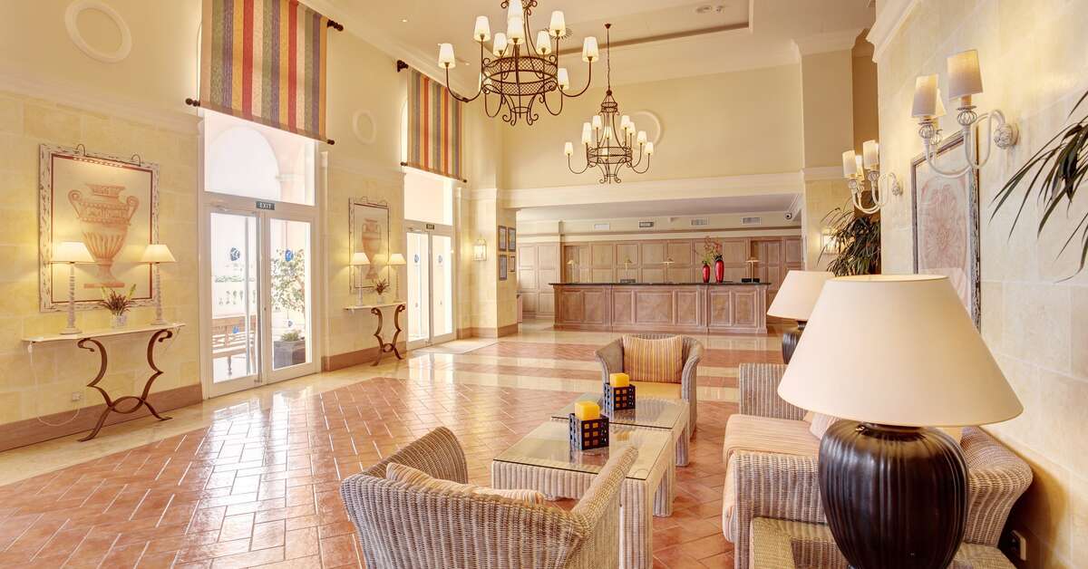 Ein Foto vom Innenbereich im Grupotel Macarella Suites & Spa