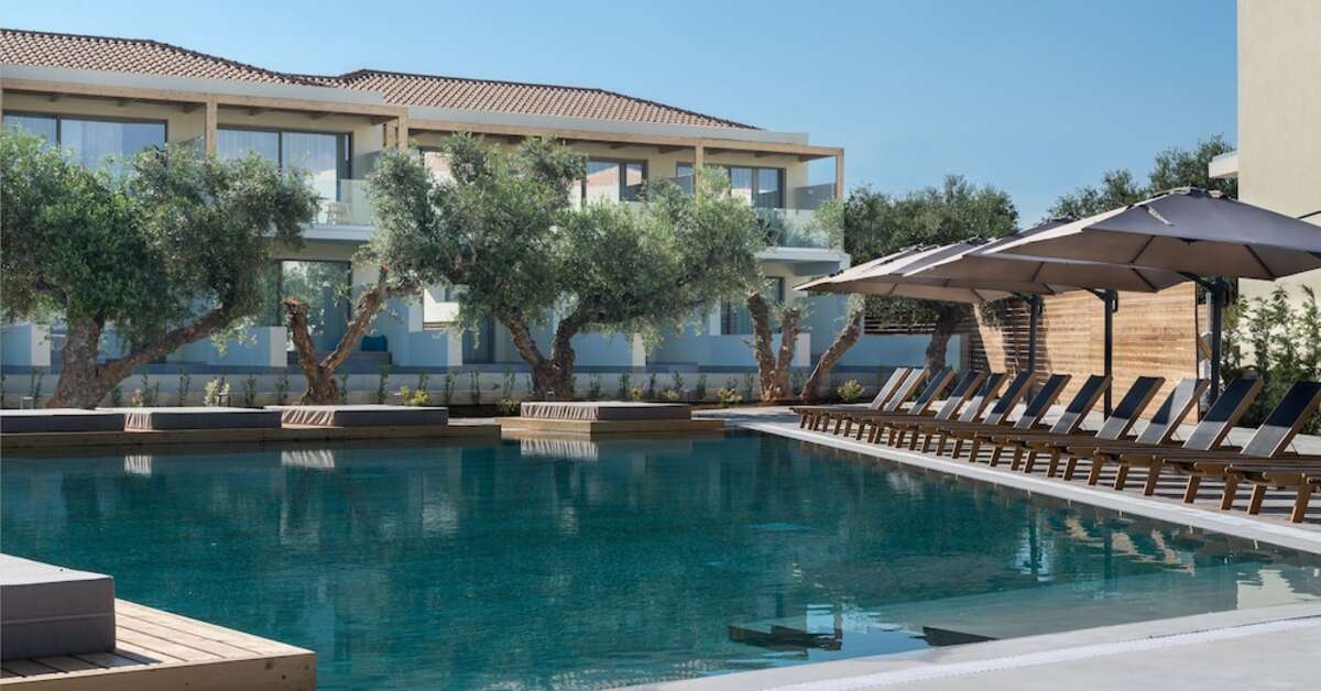 Een foto van het zwembad bij Tsamis Zante Suites