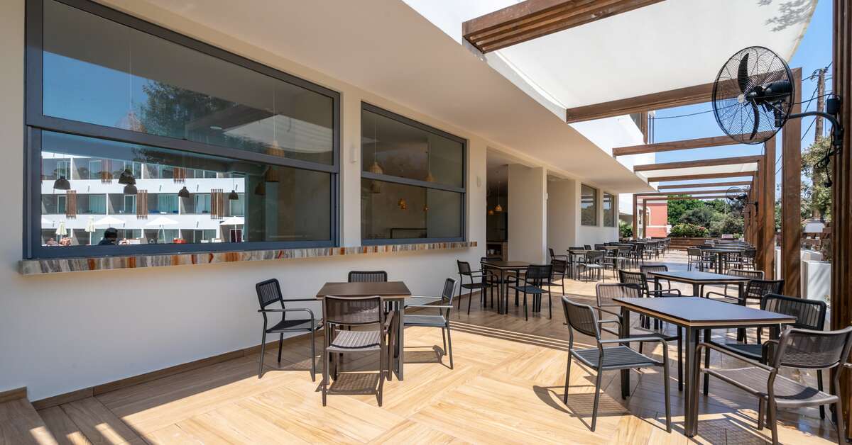 Een foto van het terras bij Castellum Suites