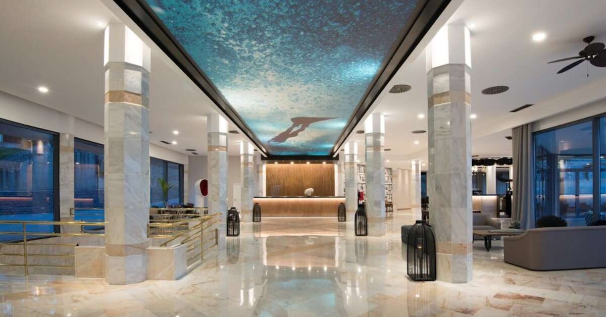 Een foto van het interieur van Hotel Baia Azul
