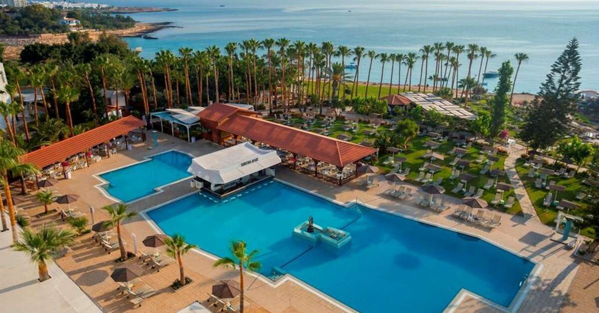 Ein Foto Cavo Maris Beach Hotel