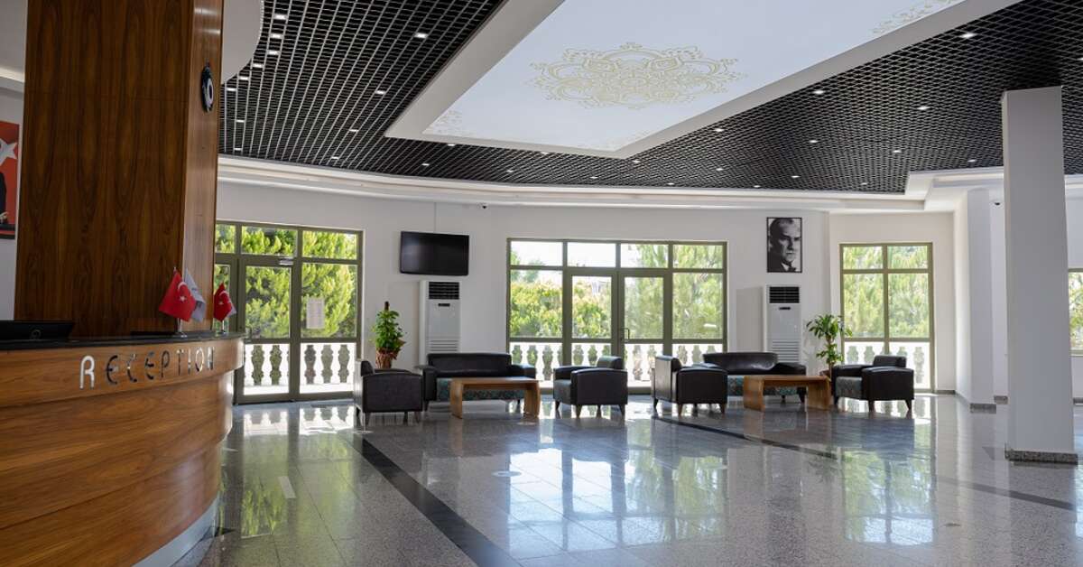 Een foto van het interieur van Anadolu Hotels Didim Club