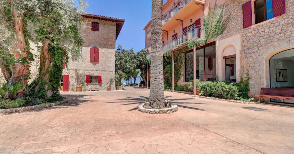 Een foto van de buitenkant van Hotel Hoposa Costa D'Or