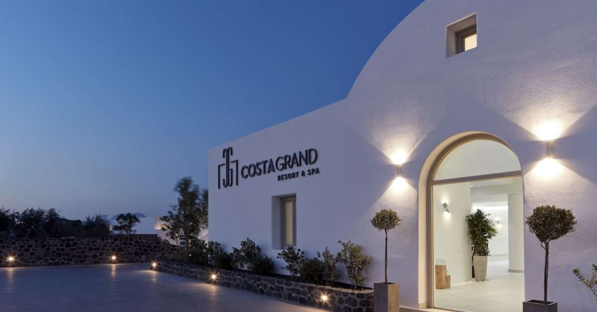Een foto van de buitenkant van Costa Grand Resort & Spa