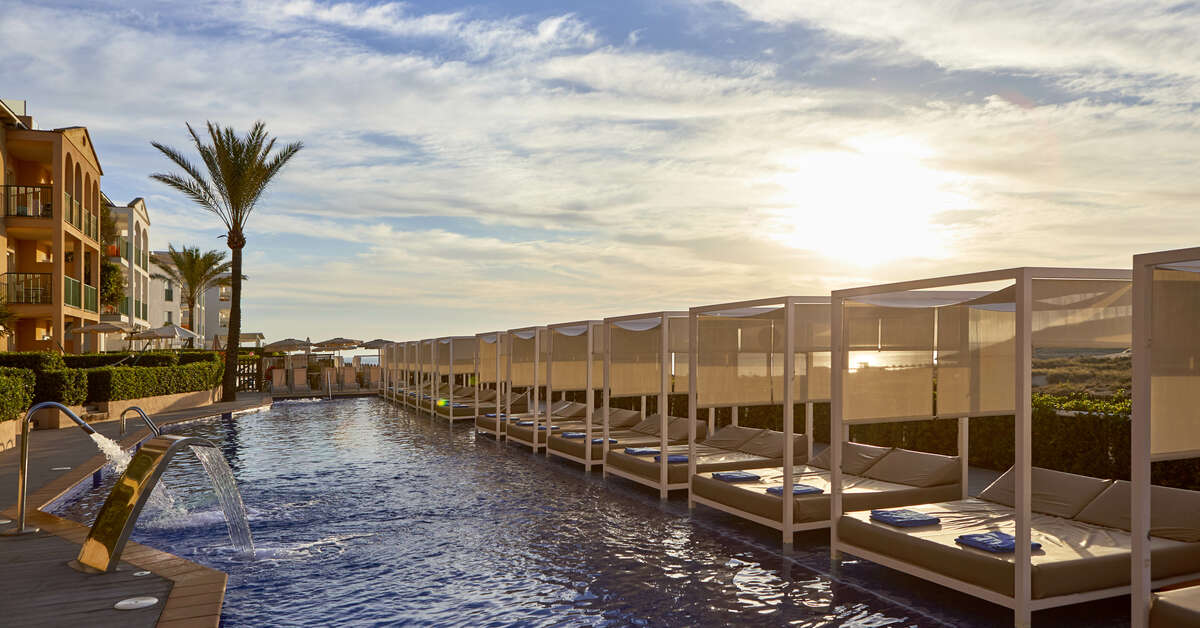 Een foto van Hotel Zafiro Cala Mesquida