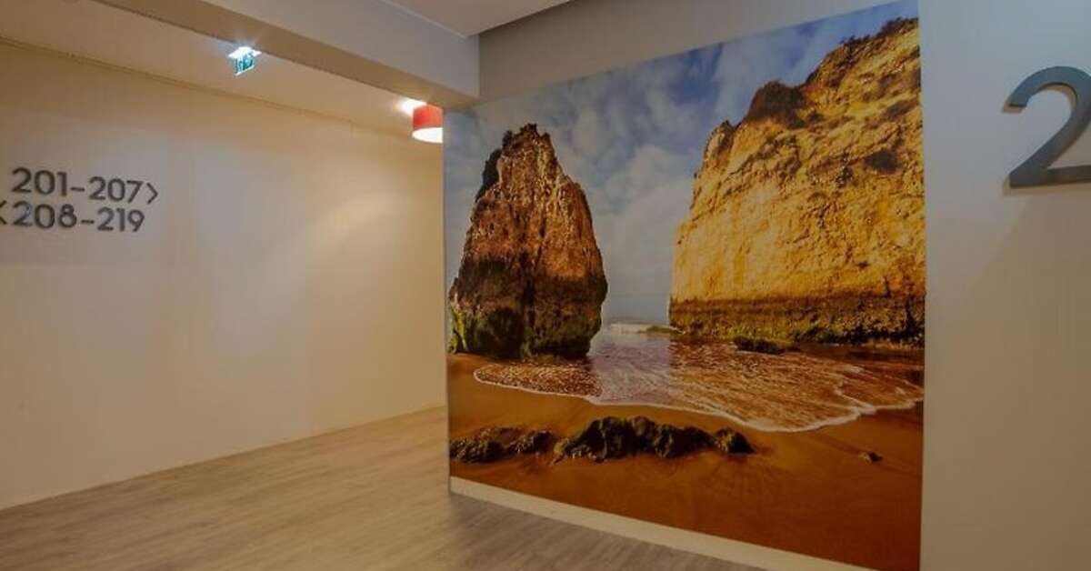 Een foto van het interieur van Flor da Rocha Appartementen
