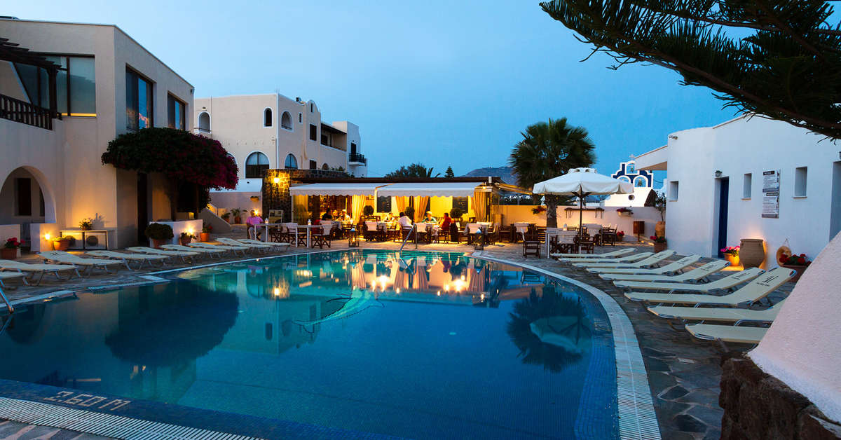 Een foto van het zwembad bij Hotel Mathios Village