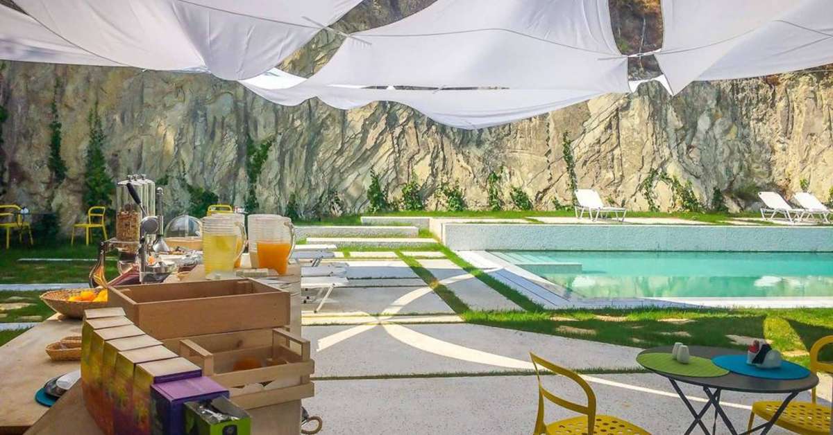 Een foto van het terras bij Semeli Boutique Hotel