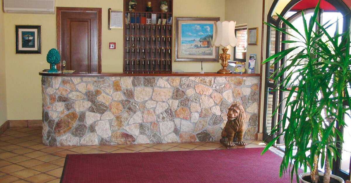 Een foto van het interieur van Hotel Corallo