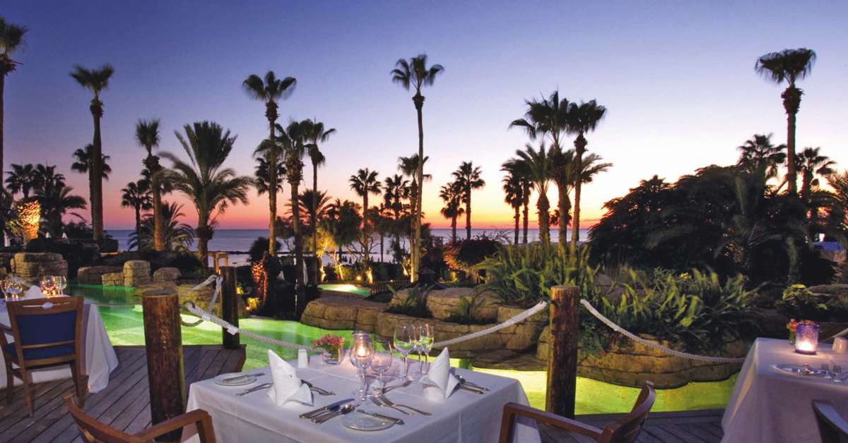 Een foto van het terras bij Hotel Annabelle