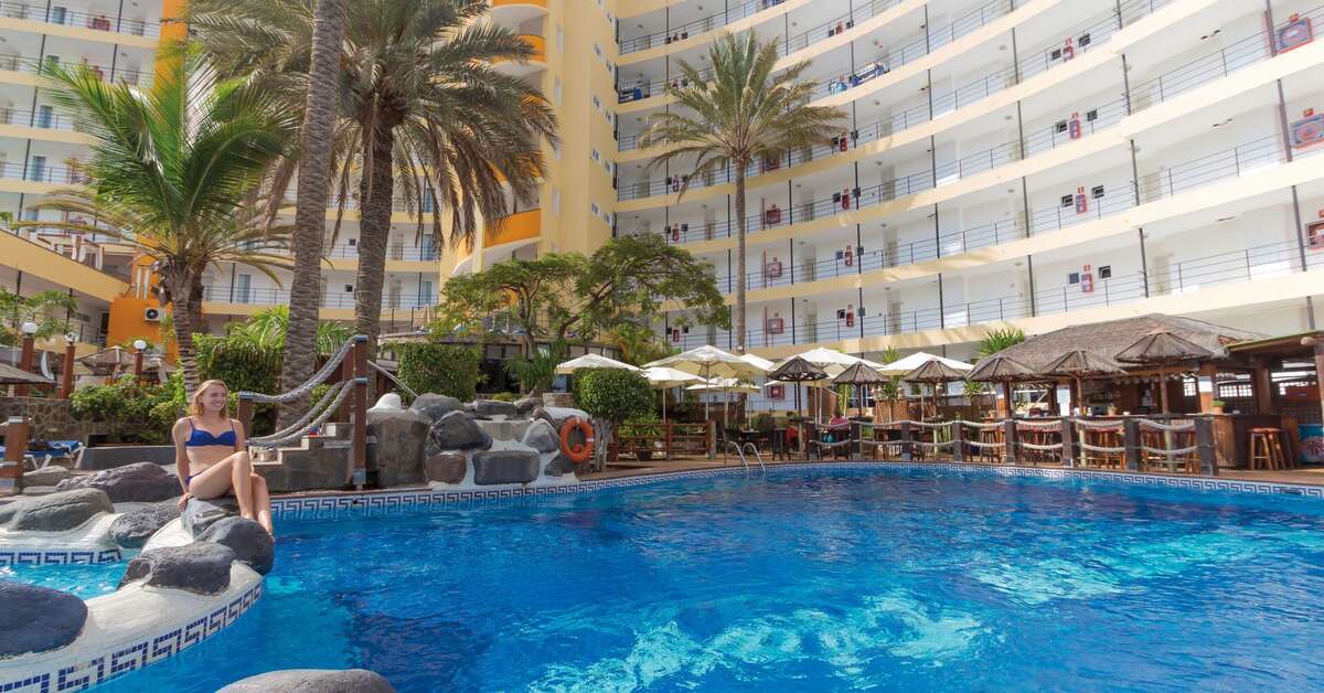 Ein Foto vom Pool im Hotel Maritim Playa