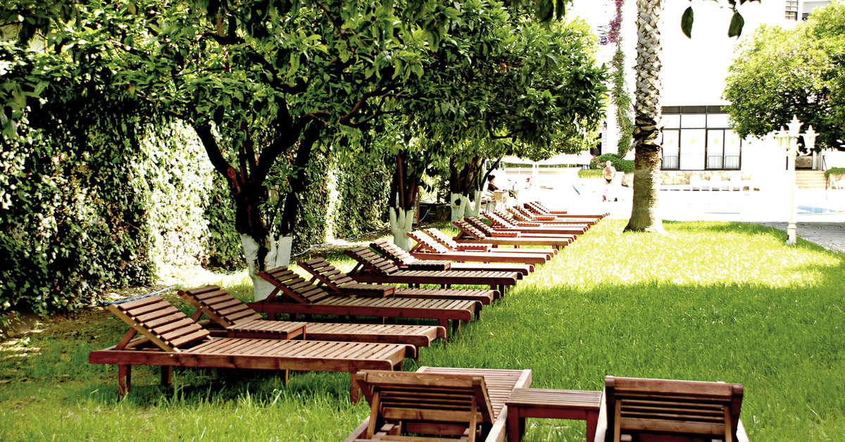 Een foto van het terras bij Hotel Boulevard