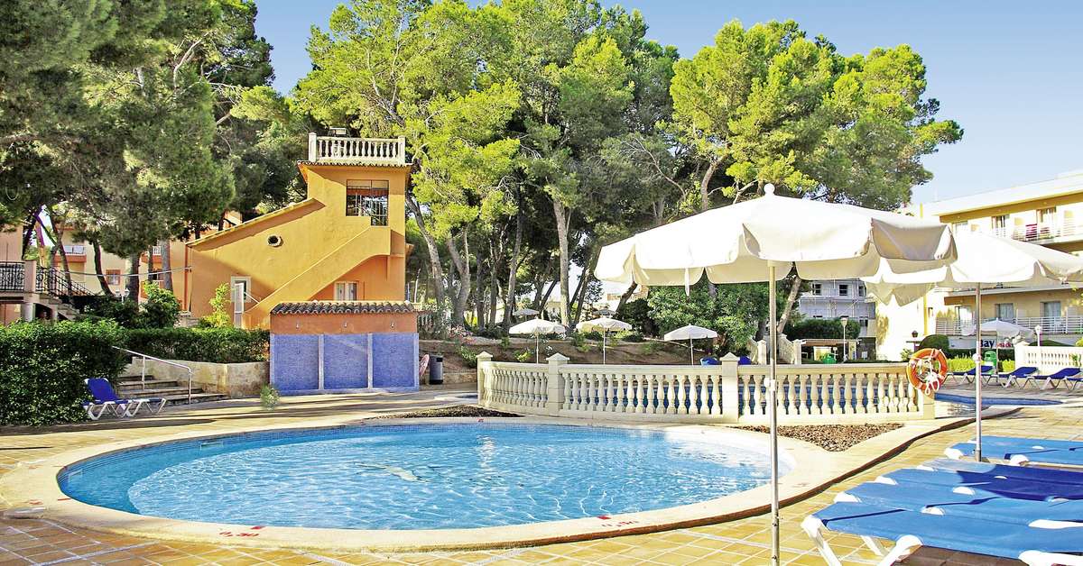 Een foto van het zwembad bij Palma Bay Club Resort & Annex