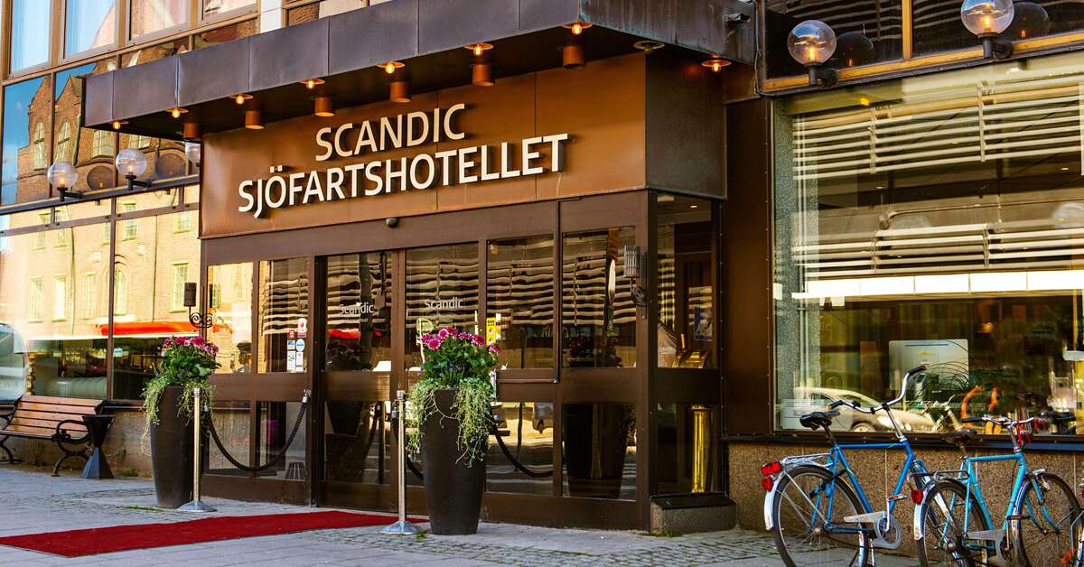 Een foto van de buitenkant van Scandic Sjofartshotellet
