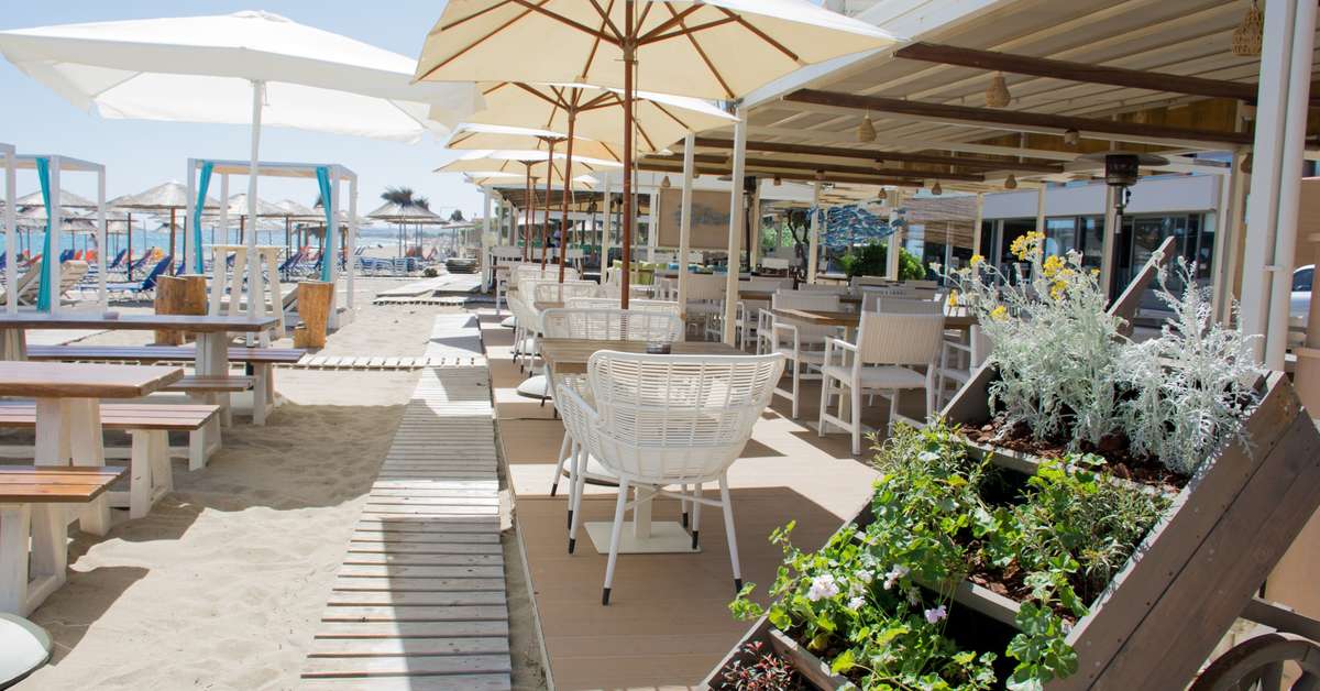 Een foto van de faciliteiten bij Yianna Caravel Beach Hotel
