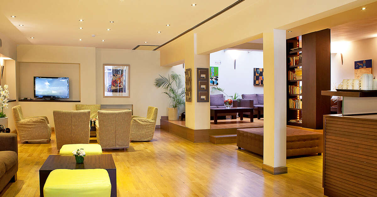 Een foto van het interieur van Hermes Hotel Athene