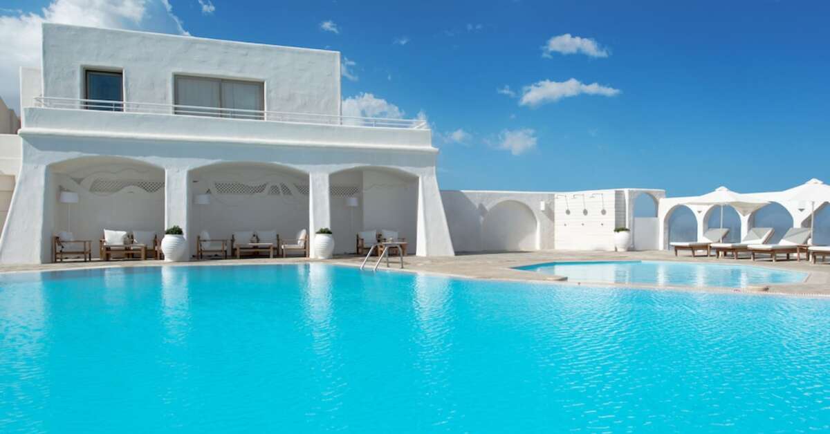 Een foto van het zwembad bij Knossos Beach Bungalows & Suites