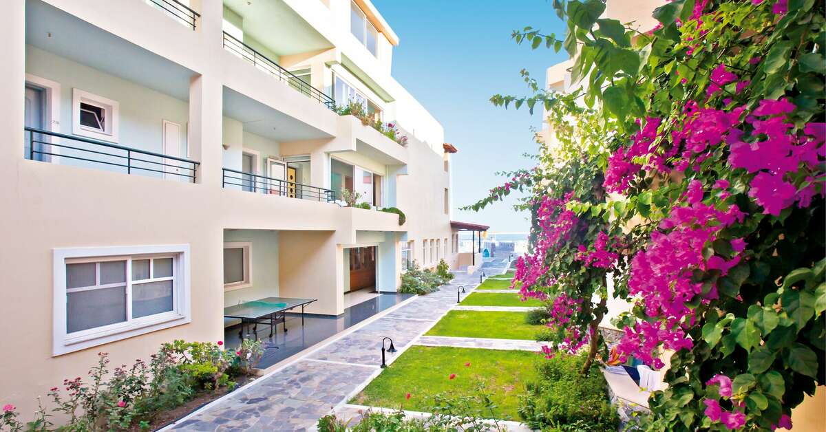 Ein Foto von der Außenansicht des Dedalos Beach Hotel