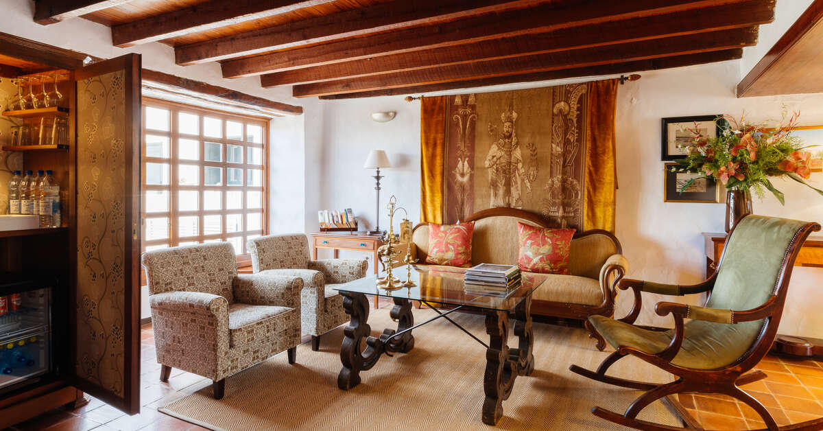 Een foto van het interieur van Hotel El Grifo