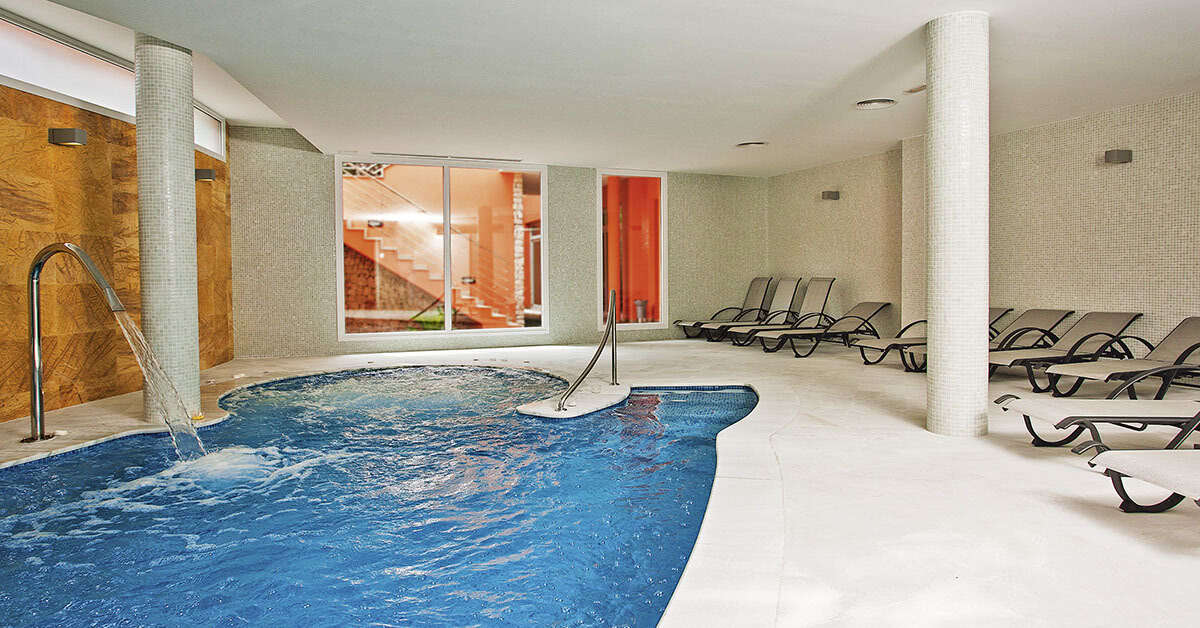 Een foto van het zwembad bij Hotel Spa Sagitario Playa