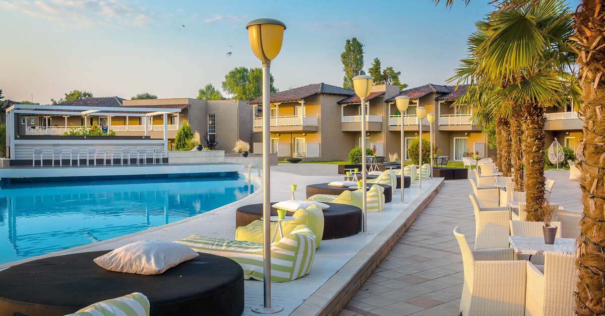 Een foto van het zwembad bij Dion Palace Beauty & Spa Resort