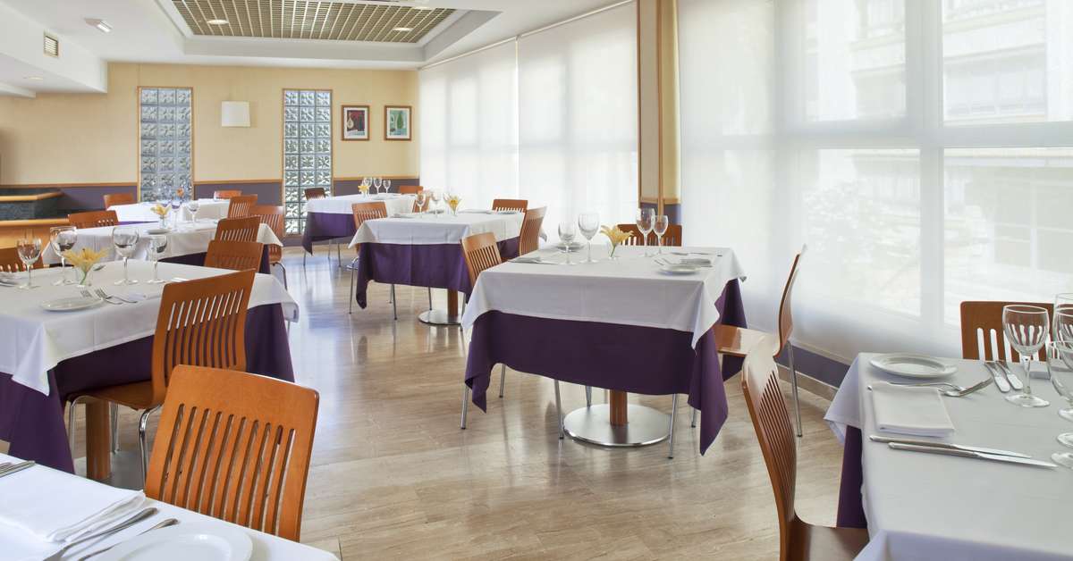 Een foto van de faciliteiten bij Hotel Port Alicante