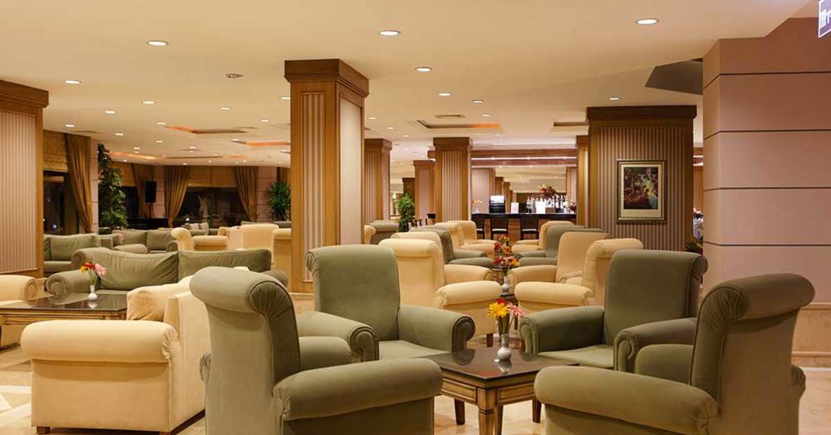 Een foto van het interieur van Meryan Hotel