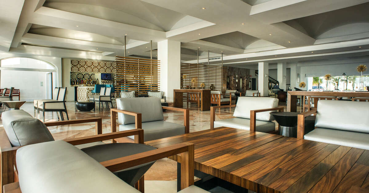 Een foto van het interieur van Cozumel Palace