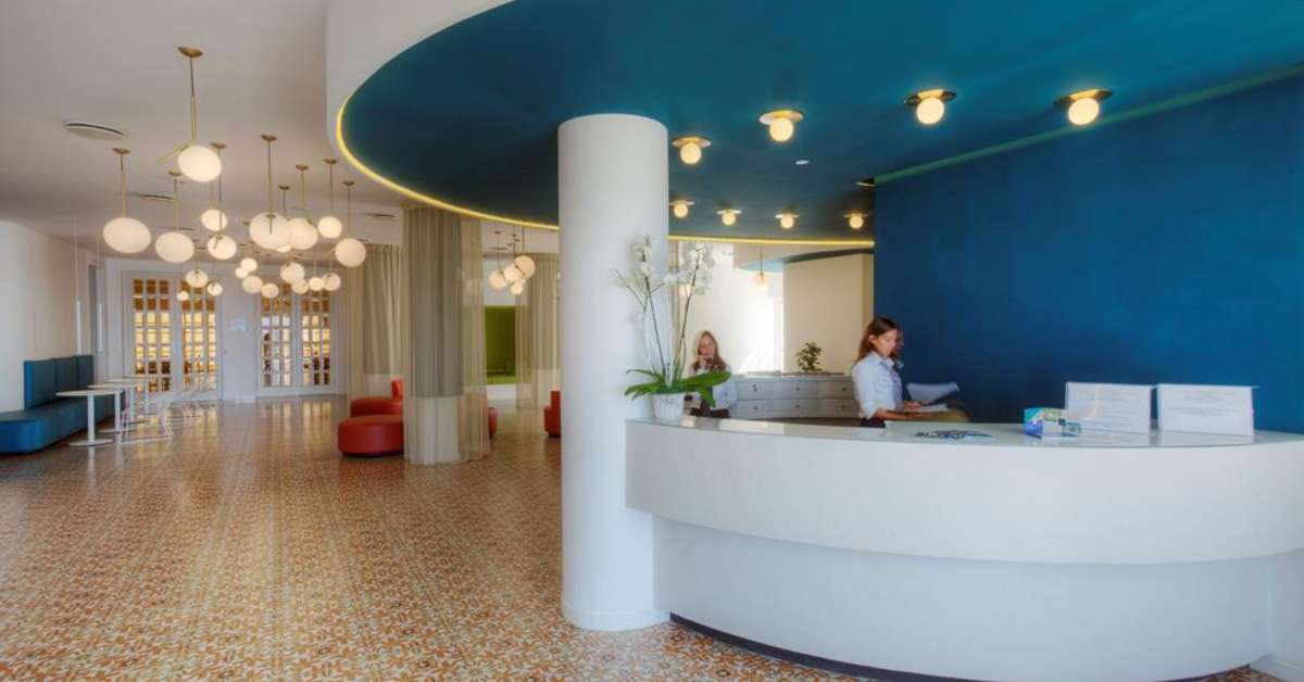 Een foto van het interieur van Grand Hotel Riviera