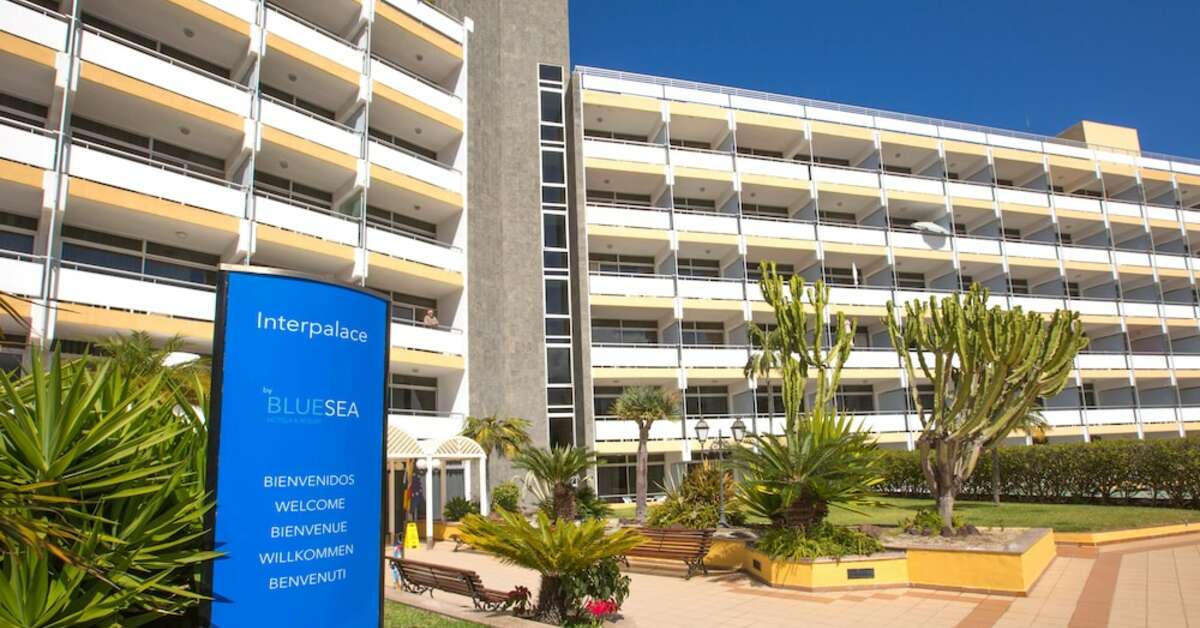 Een foto van de buitenkant van Blue Sea Interpalace