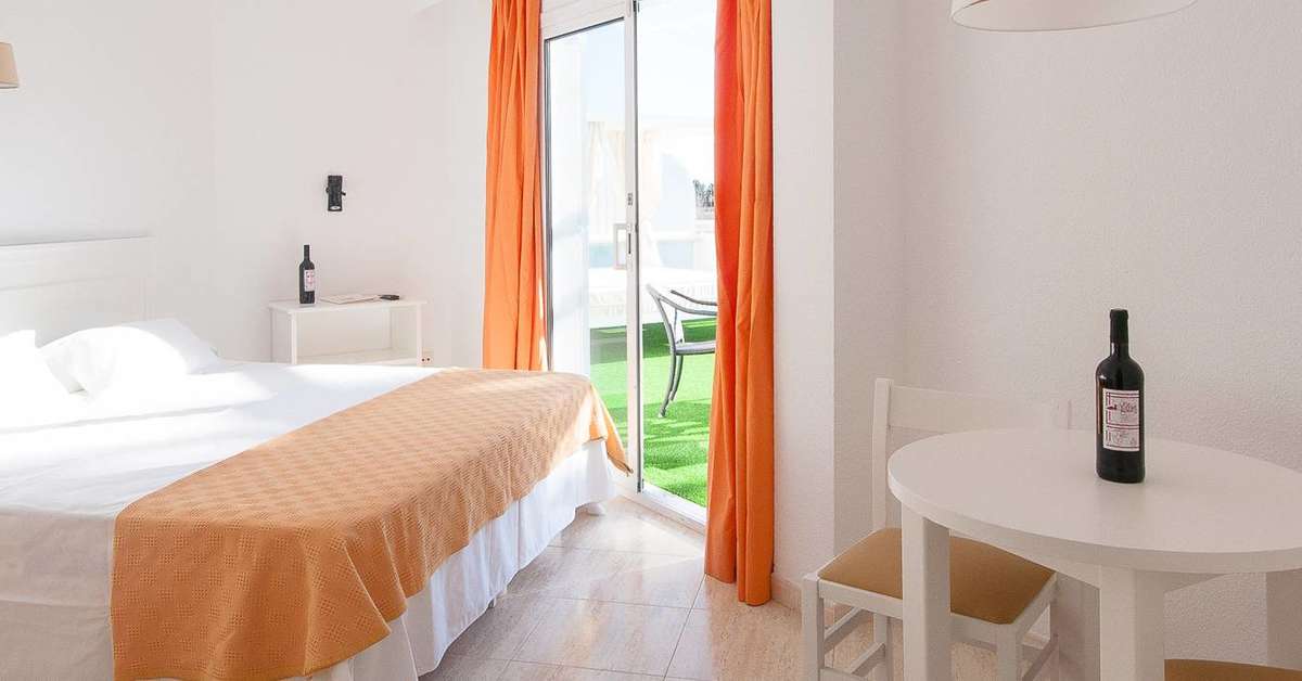 Ein Foto Universal Aparthotel Elisa