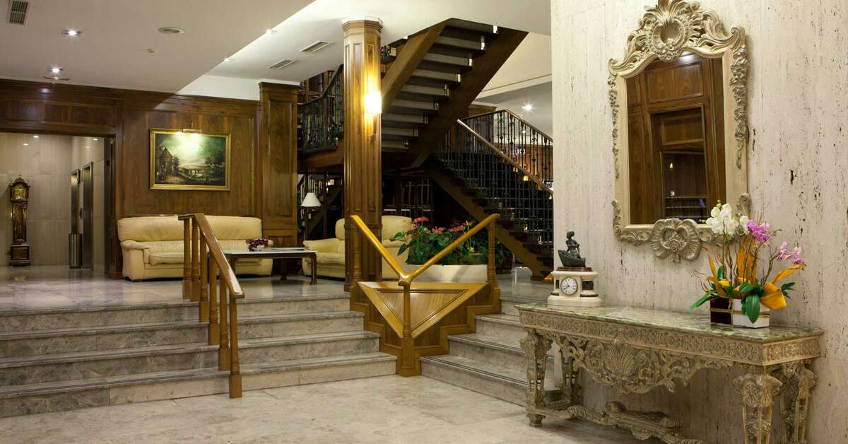 Een foto van het interieur van Liabeny Hotel