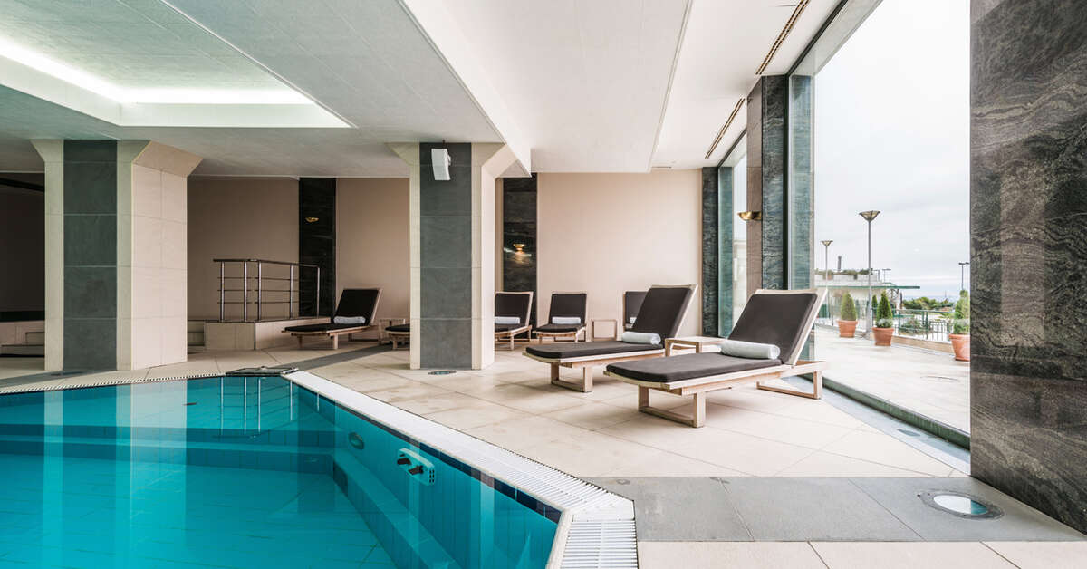 Ein Foto New hotel piscine