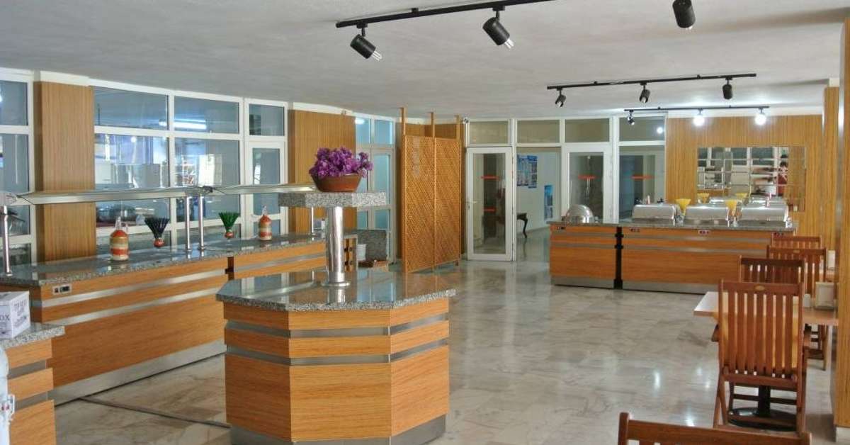 Een foto van het interieur van Begonville Hotel