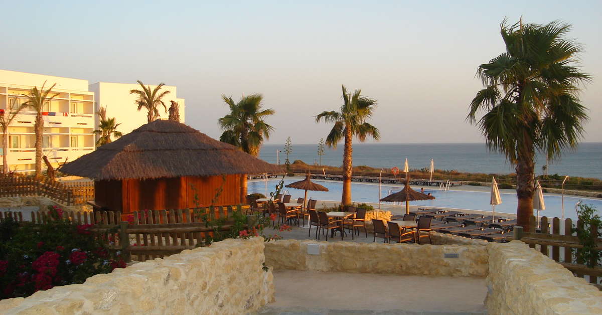 Ein Foto von der Außenansicht des Hotel Garbi Costa Luz