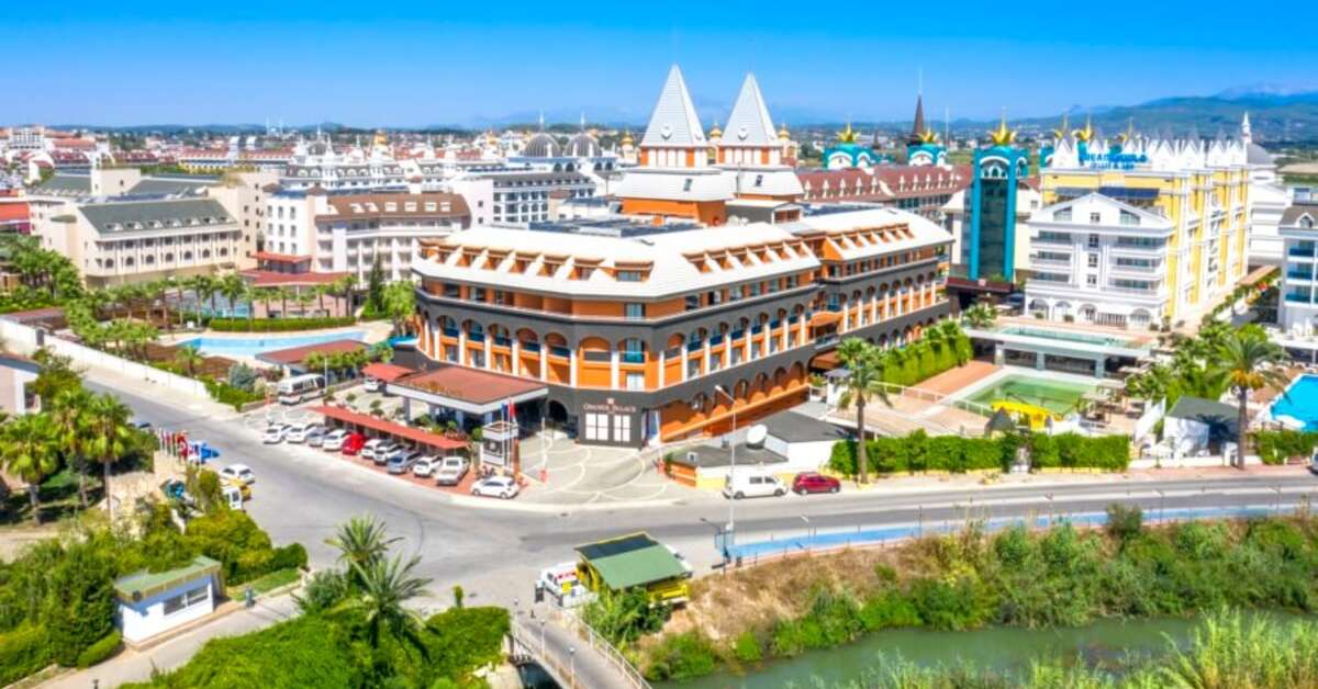 Een foto van Side Orange Palace