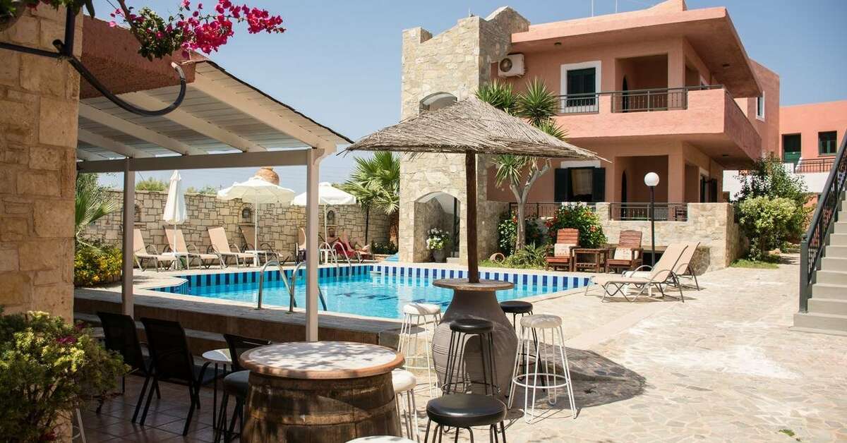 Een foto van het terras bij Kri Kri Village
