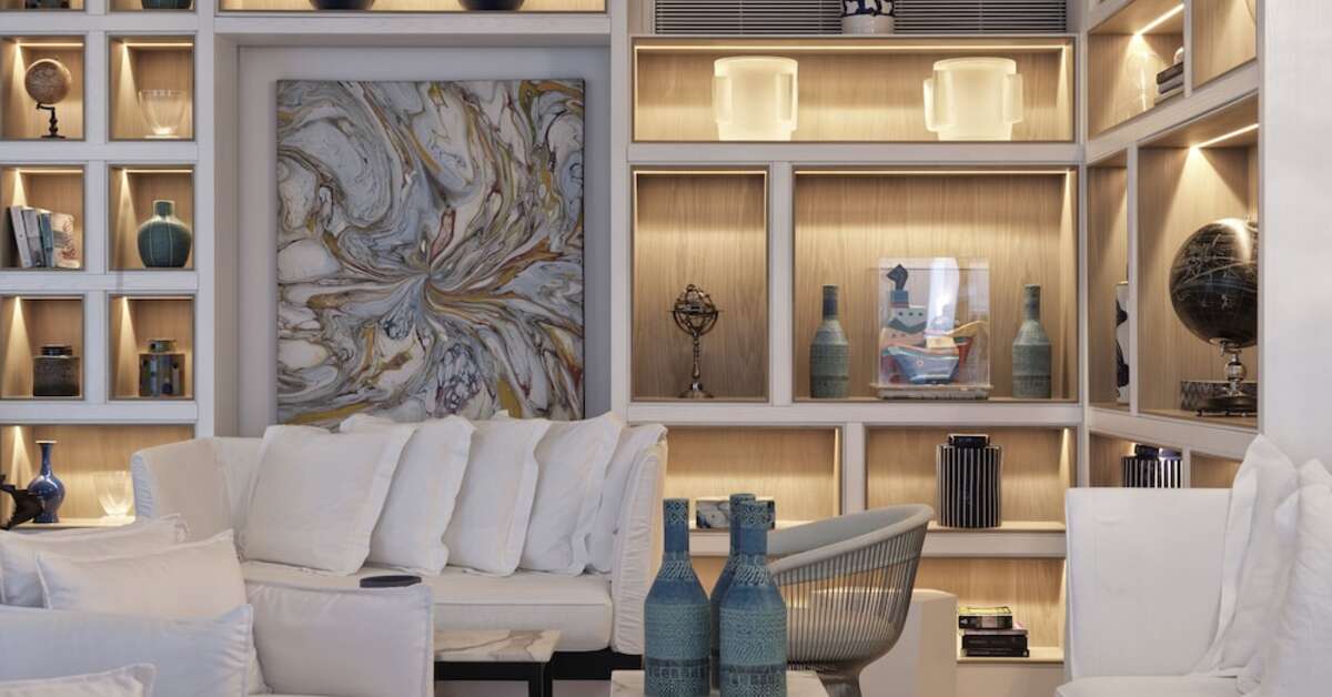 Een foto van het interieur van Myconian Kyma Design Hotel