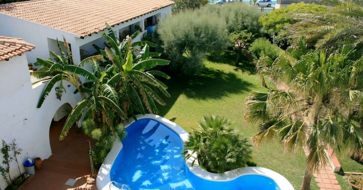 Een foto van het zwembad bij Hotel Villa Mediterranea