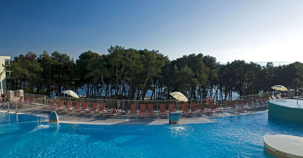 Een foto van het zwembad bij Family Hotel Vespera