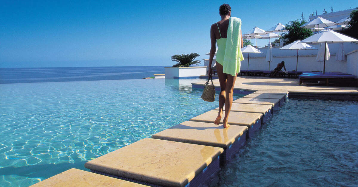 Een foto van het zwembad bij Anassa Hotel