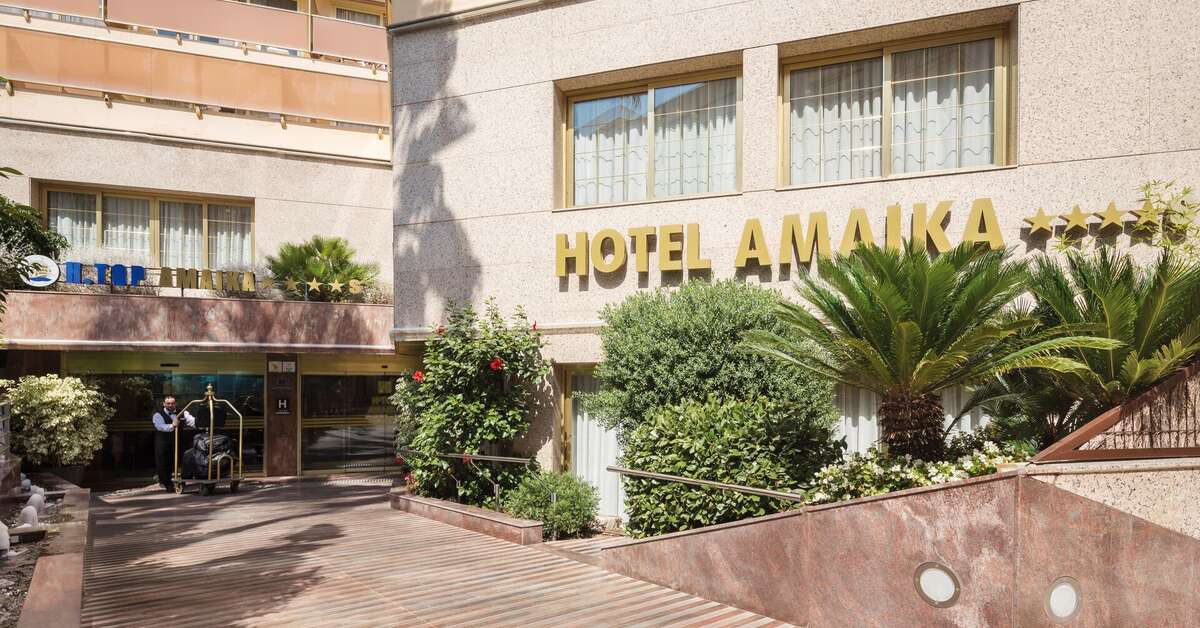 Een foto van de buitenkant van H-Top Amaika