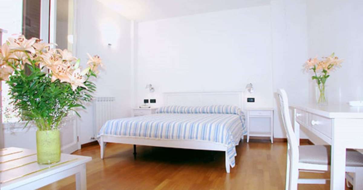 Een foto van The Poet Hotel