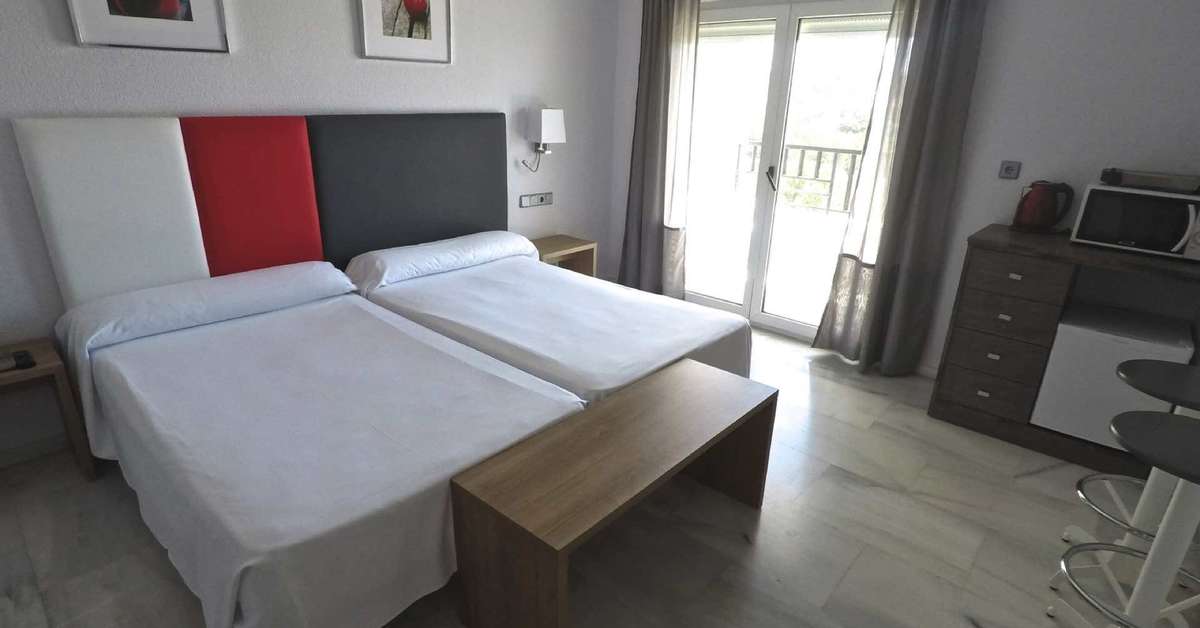 Een foto van First Flatotel International