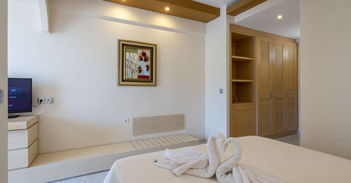 Een foto van Kamari Plus Hotel