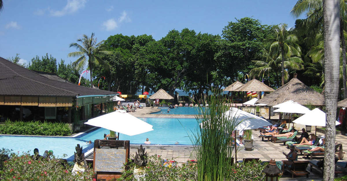 Een foto van het zwembad bij The Jayakarta Bali